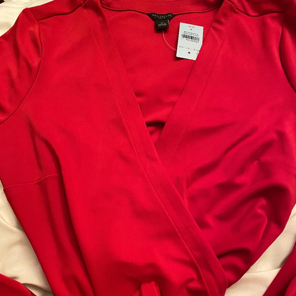 NWT Ann Taylor Wrap Dress Size: 4